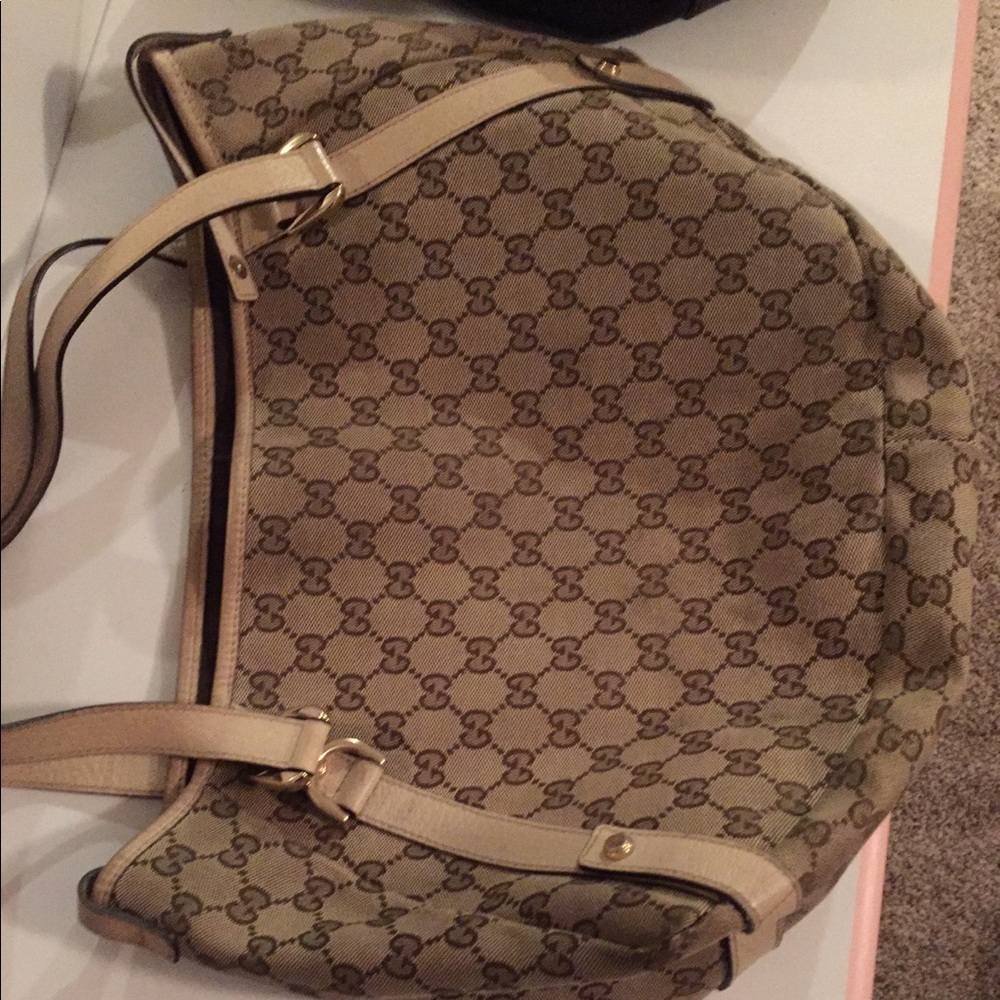 Gucci purse